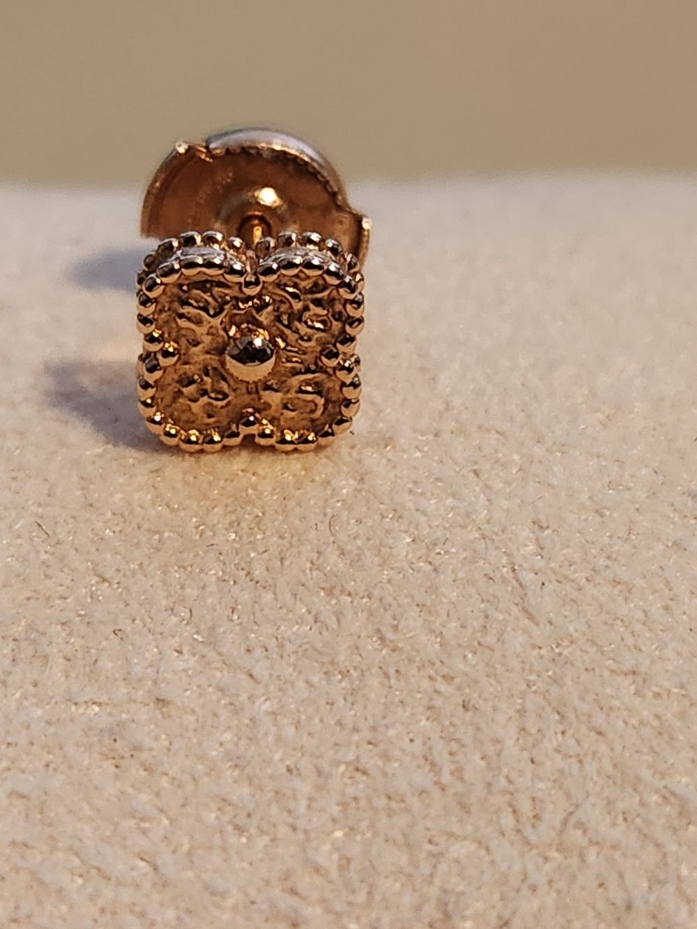 Authentic Van Cleef & Arpels  18K Rose Gold Stud  Earring